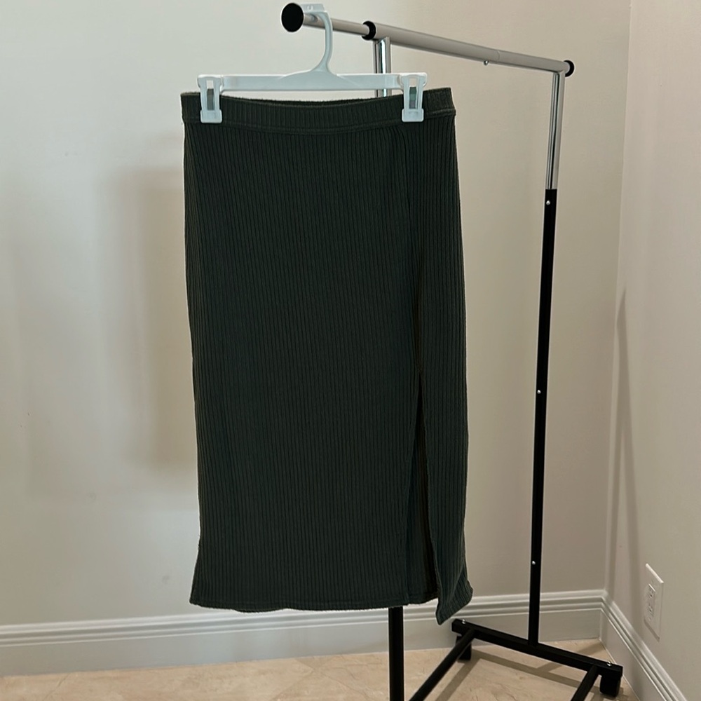 Abercrombie knit green midi skirt